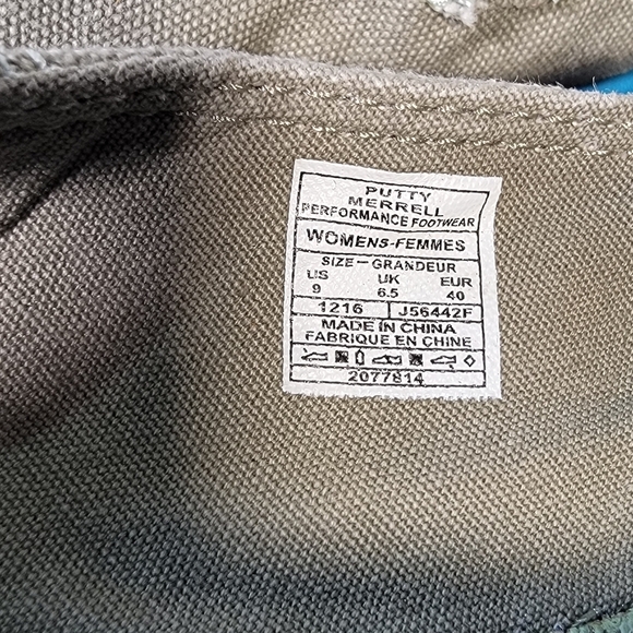 Merrell Tan and Blue Loafers - Picture 14 of 16